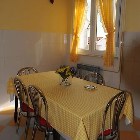 Appartement With Parking Space - Diklo, - 5880 Zadar