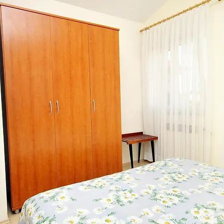 With Parking Space - Diklo, - 5880 Appartement