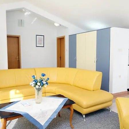 Appartement With Parking Space - Diklo, - 5880 Zadar