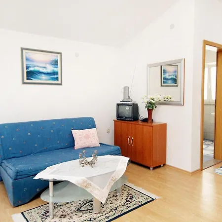 With Parking Space - Diklo, - 5880