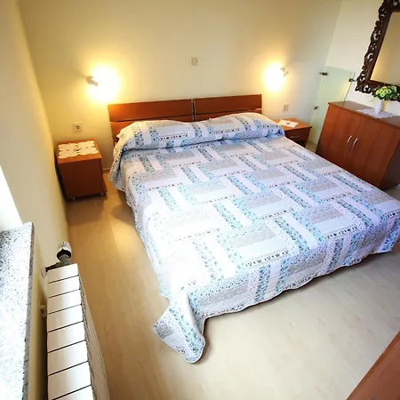 With Parking Space - Diklo, - 5880 Daire Zadar
