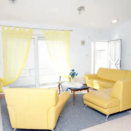 Appartement With Parking Space - Diklo, - 5880 *