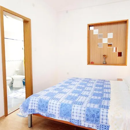 Appartement With Parking Space - Diklo, - 5880